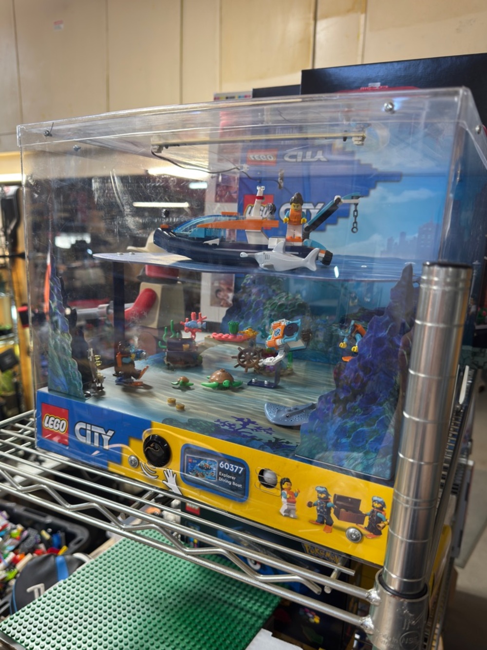 LEGO City 60377 Explorer Diving Boat Set Store Display Retail Authentic Works!